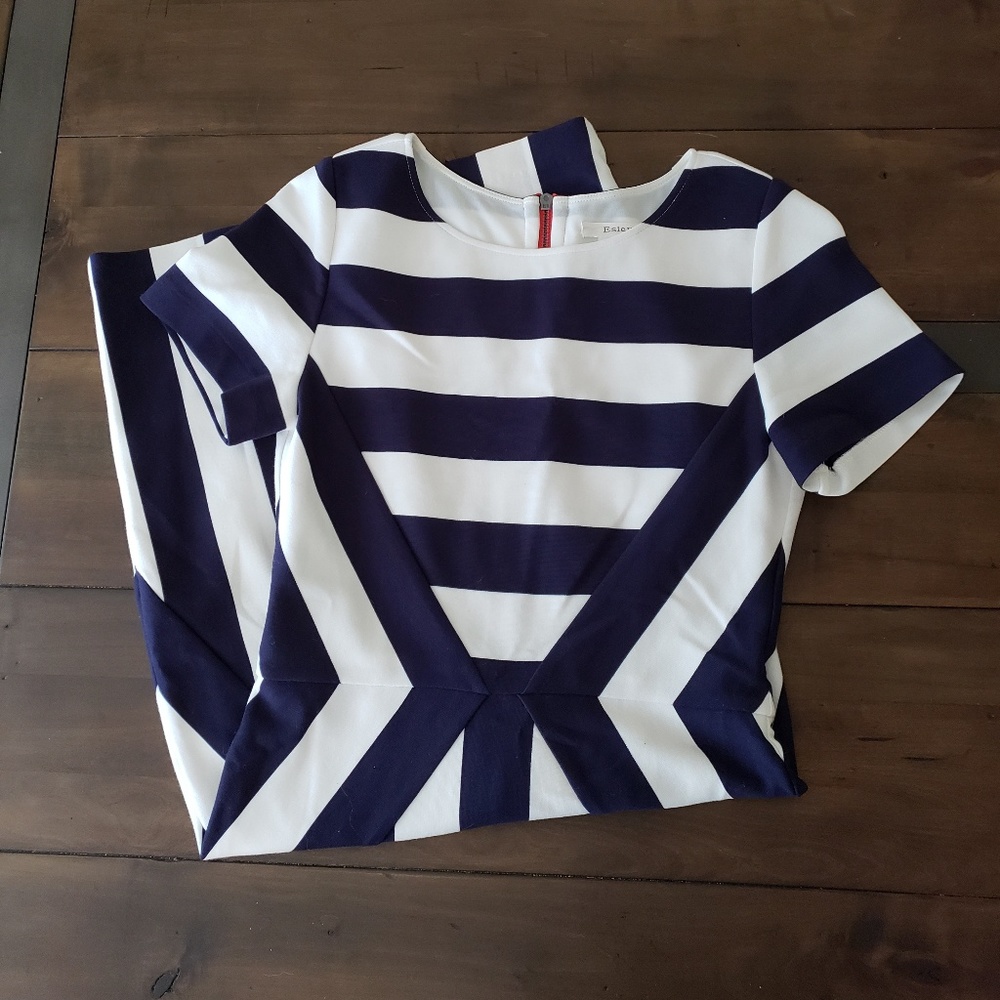 Esley Navy & White Dress